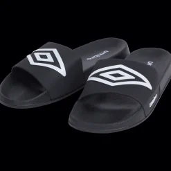 Umbro slippers